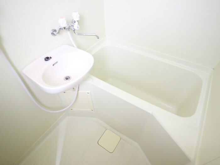 物件内観写真13　(バス／シャワールーム等)