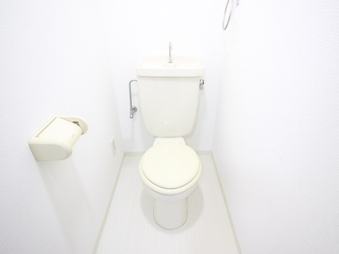 物件内観写真14　(トイレ)