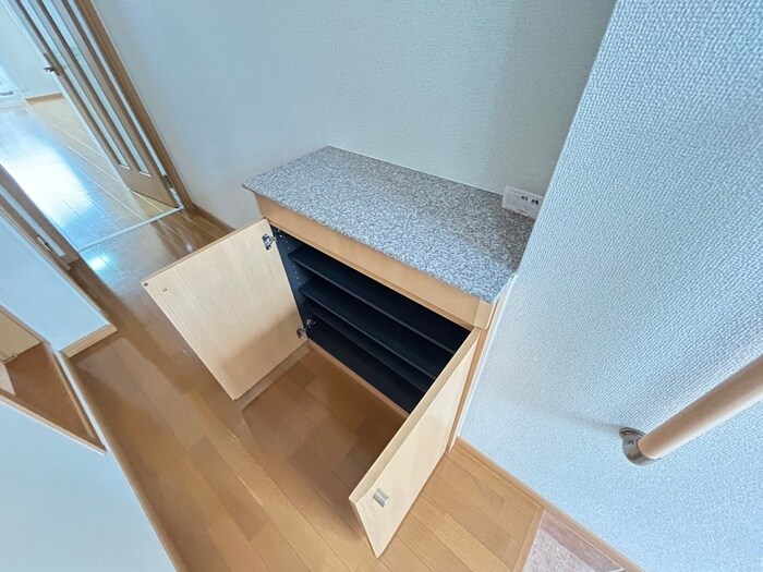 物件内観写真19　(靴箱)