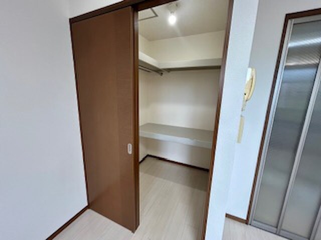 物件内観写真9　(収納)