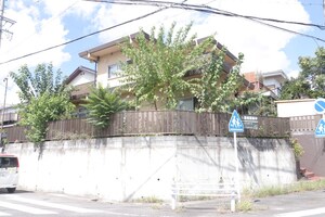 Le petit 白鳥外観写真