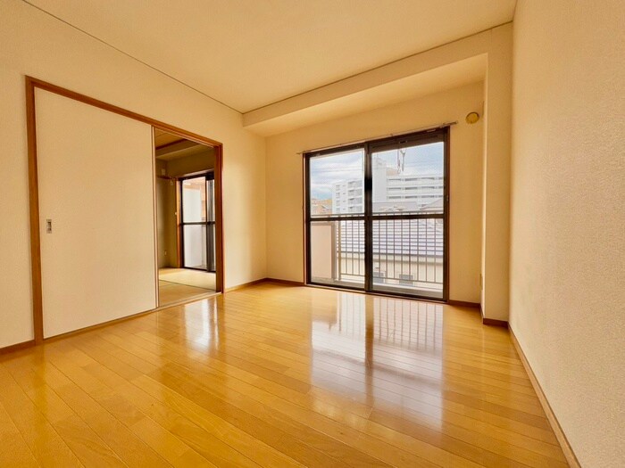 物件内観写真7　(居室)