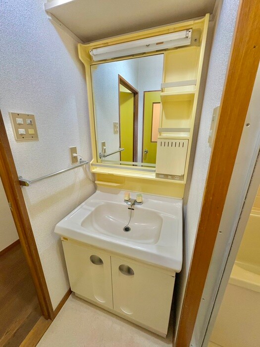 物件内観写真10　(洗面)