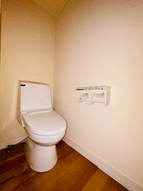 物件内観写真15　(トイレ)