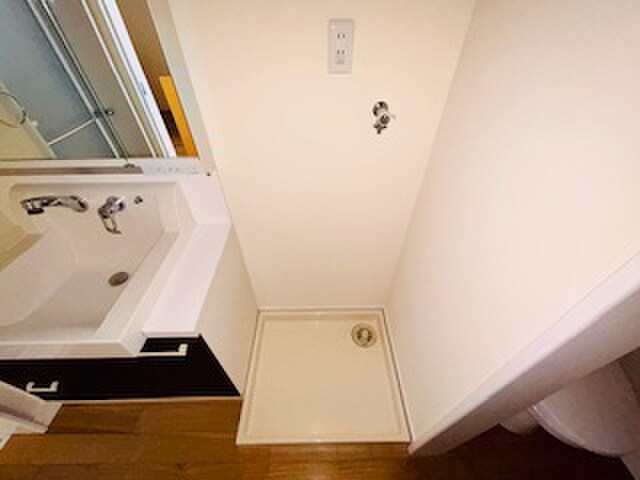 物件内観写真22　(洗濯機置場)