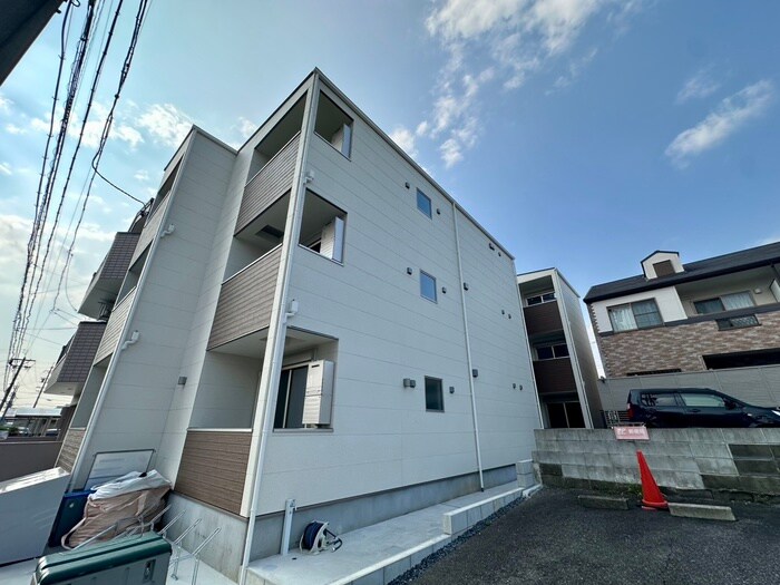 物件外観写真2　(外観写真)