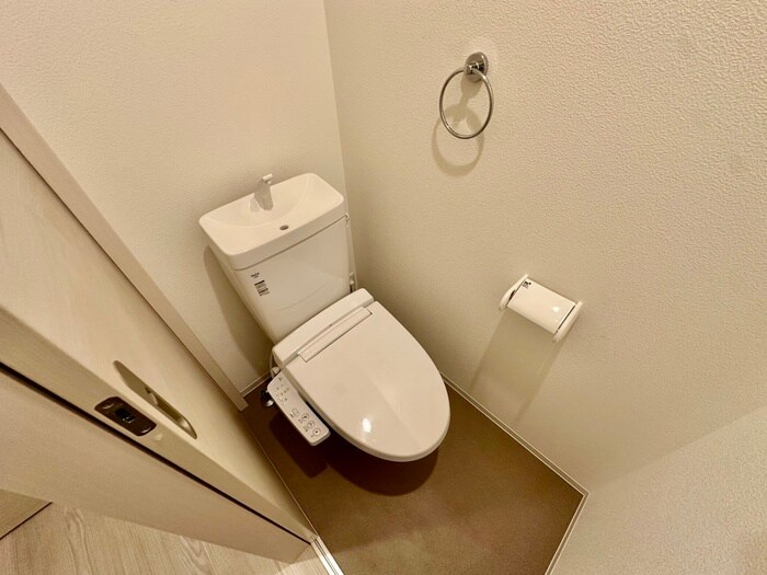 物件内観写真18　(トイレ)