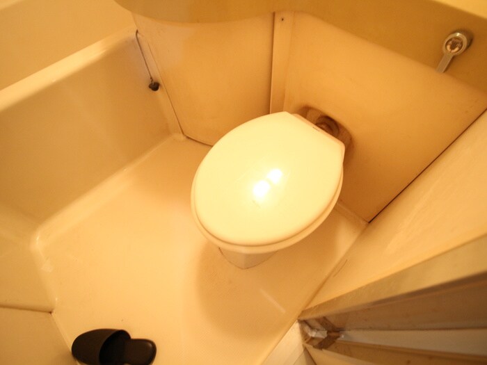 物件内観写真15　(トイレ)