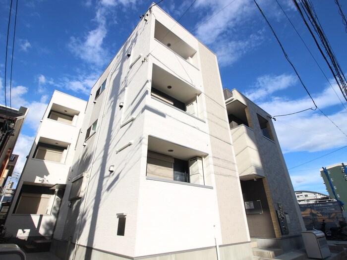 物件外観写真1　(駐車場)