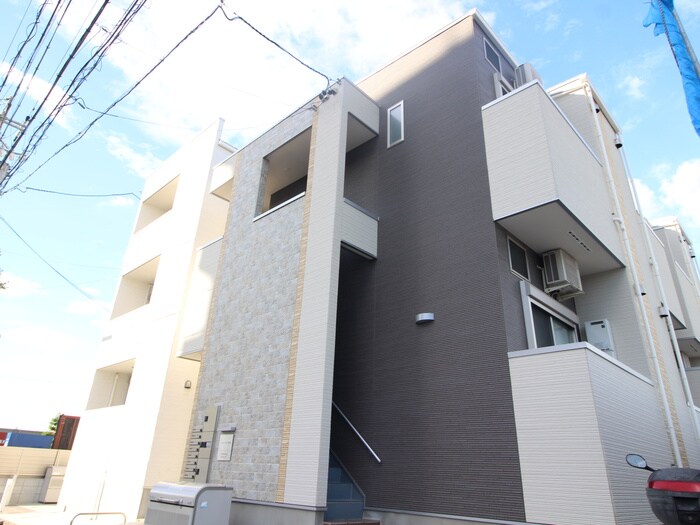 物件外観写真2　(駐車場)