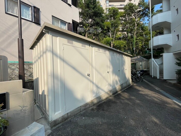 物件外観写真4　(建物設備)