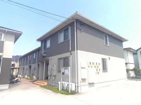 リサイア　C棟外観写真