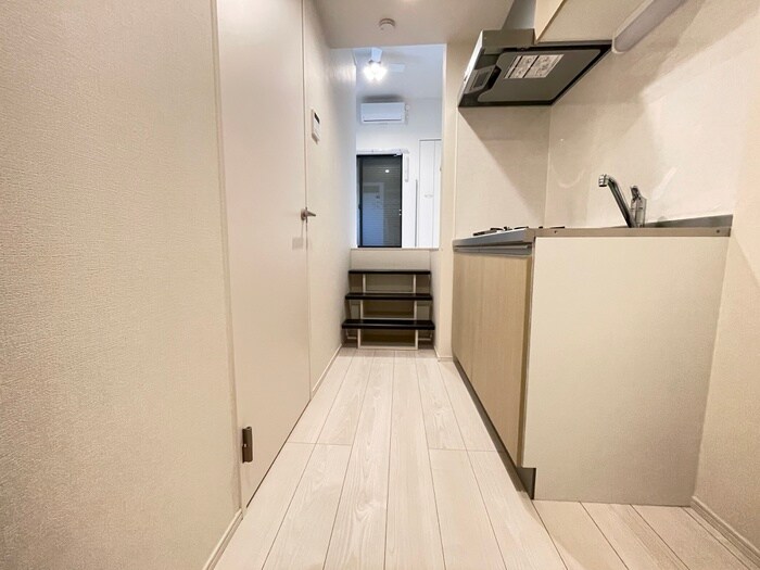 物件内観写真14　(廊下)