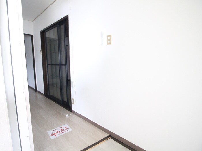 物件内観写真22　(玄関)
