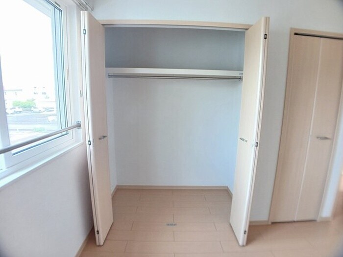 物件内観写真14　(収納)