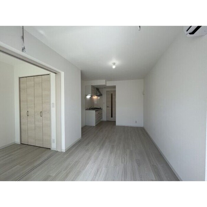 物件内観写真6　(居室)