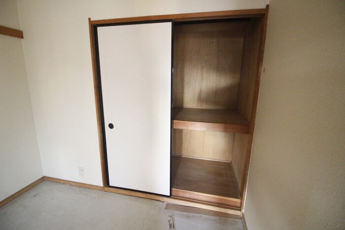 物件内観写真11　(収納)