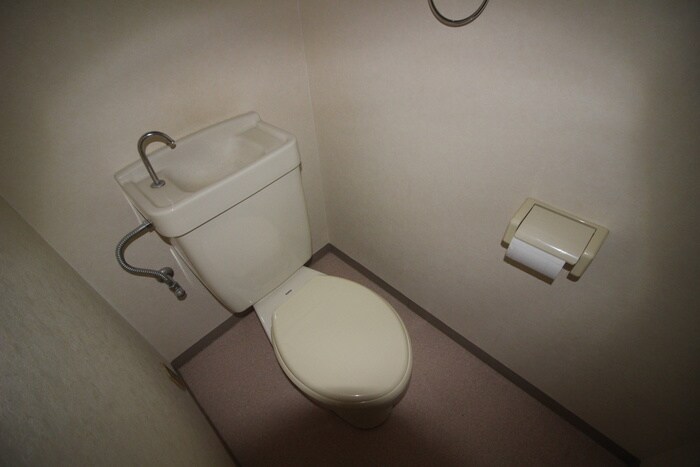 物件内観写真16　(トイレ)