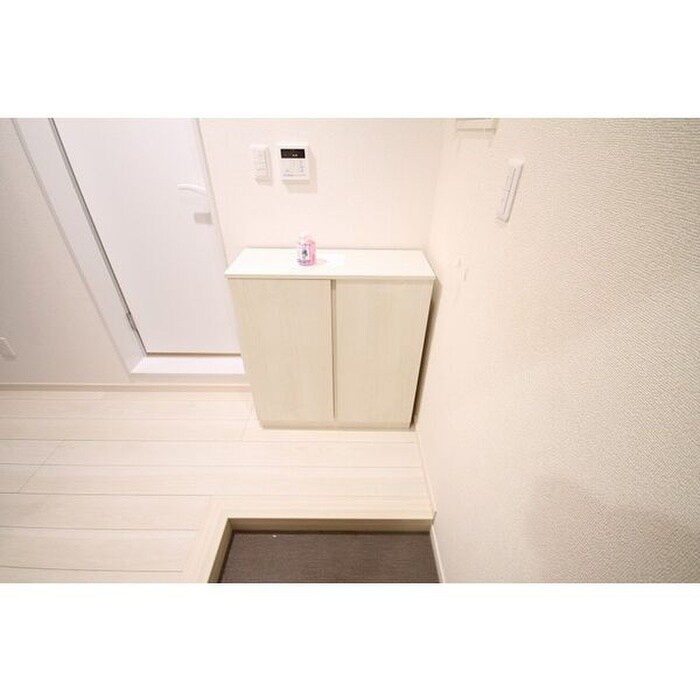 物件内観写真14　(靴箱)