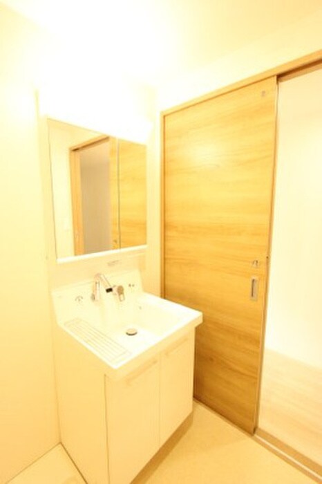 物件内観写真9　(洗面)