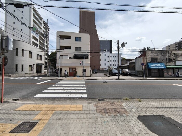 物件内観写真11　(室内からの展望)