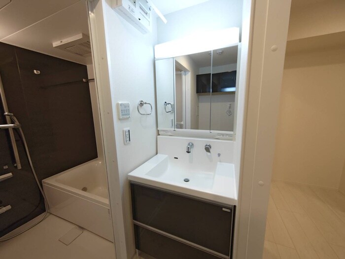 物件内観写真15　(洗面)