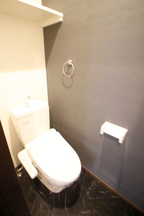 物件内観写真18　(トイレ)