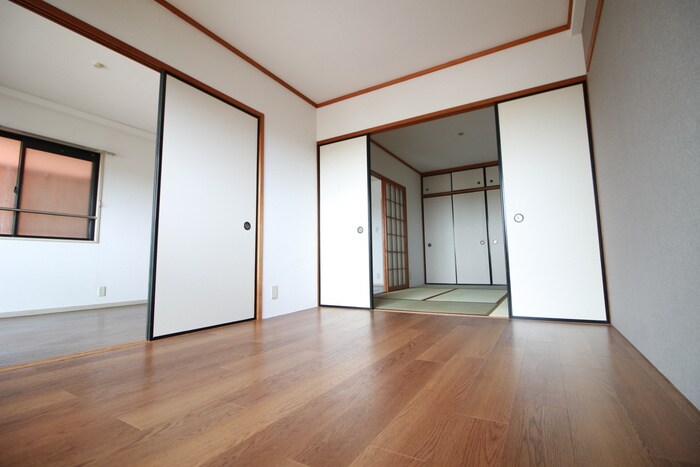 物件内観写真10　(居室)