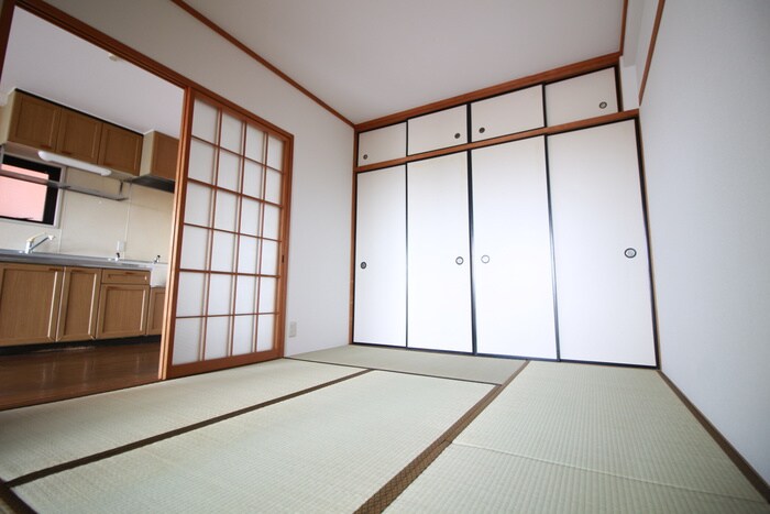 物件内観写真11　(居室)