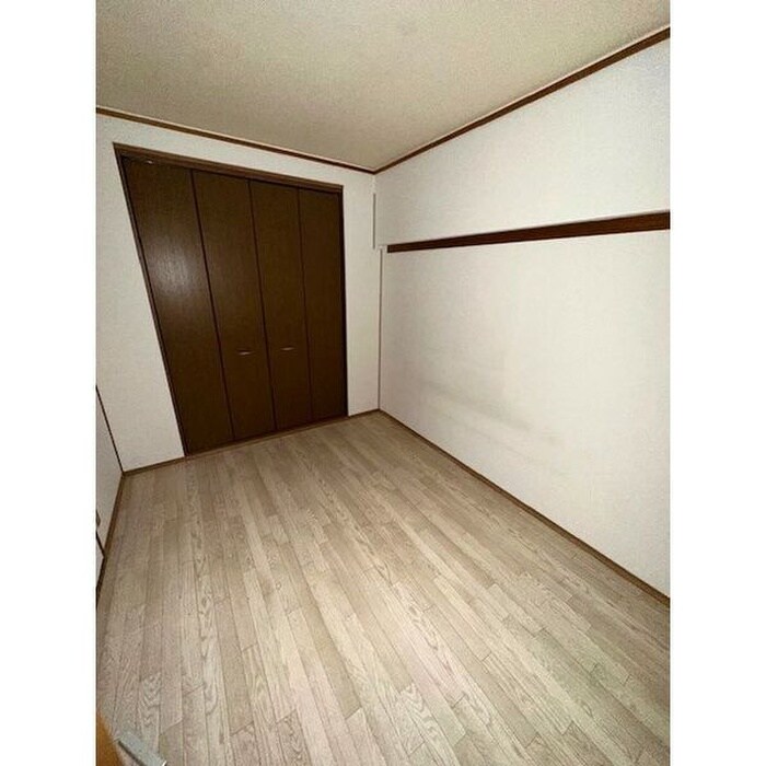 物件内観写真13　(居室)