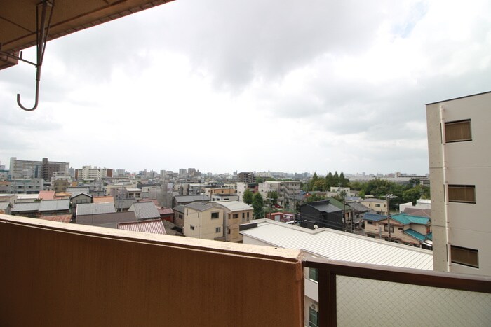 物件内観写真22　(室内からの展望)