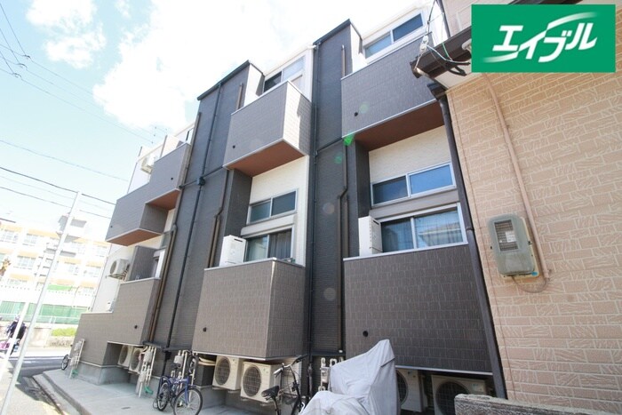 物件外観写真2　(外観写真)