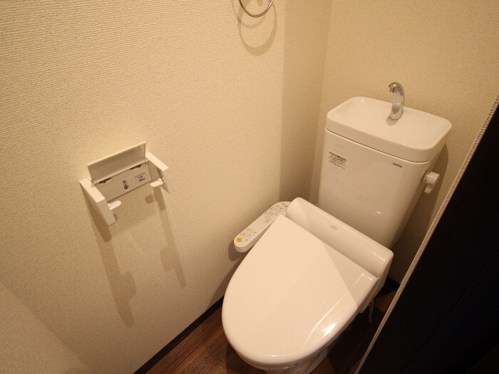 物件内観写真15　(トイレ)