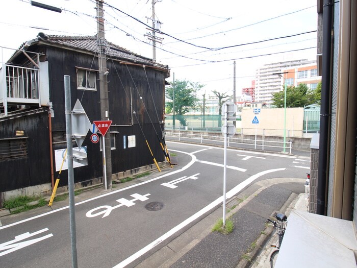 物件内観写真20　(室内からの展望)