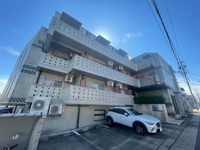 物件外観写真6　(外観写真)