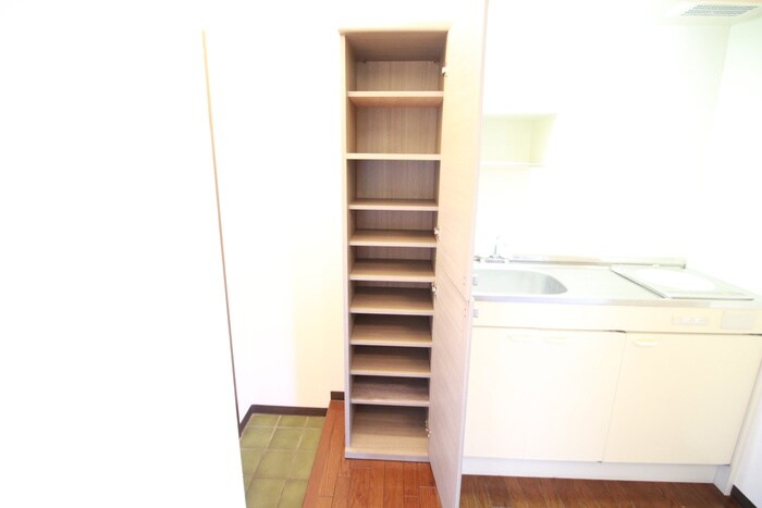 物件内観写真22　(収納)