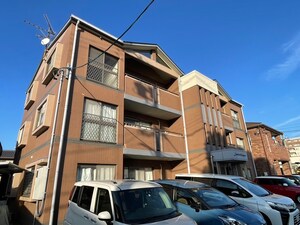ファミ－ル 引山外観写真