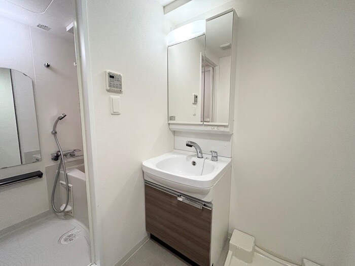 物件内観写真12　(洗面)