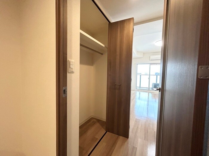 物件内観写真13　(収納)