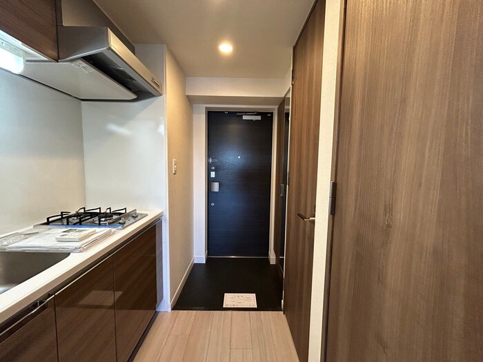 物件内観写真15　(玄関)