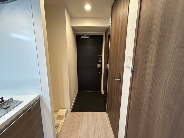 物件内観写真15　(玄関)