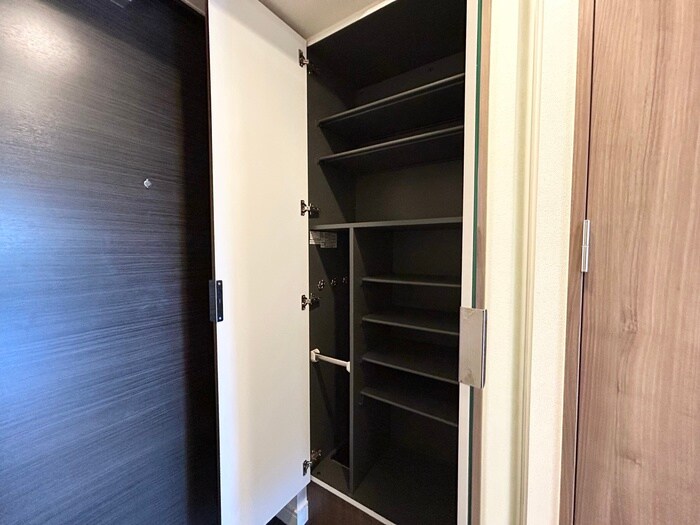 物件内観写真17　(靴箱)