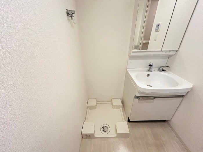 物件内観写真19　(洗濯機置場)