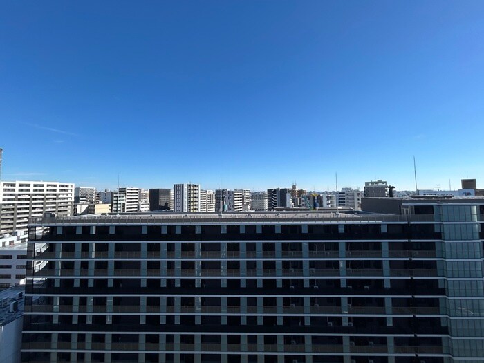 物件内観写真22　(室内からの展望)