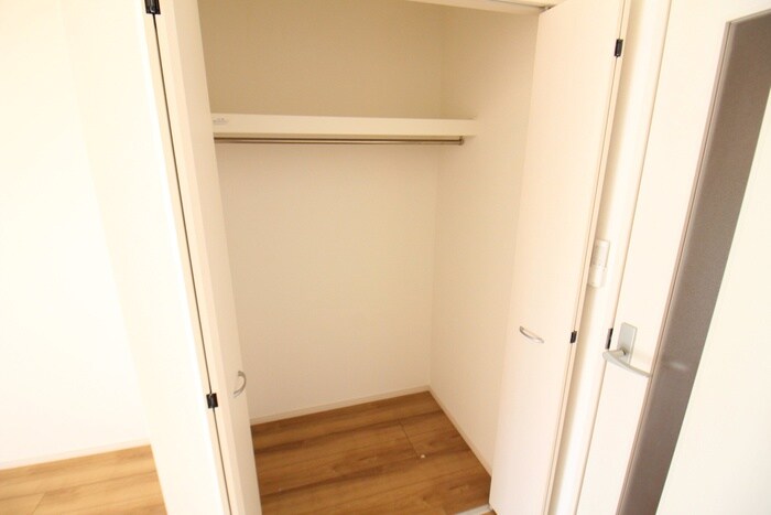 物件内観写真10　(収納)