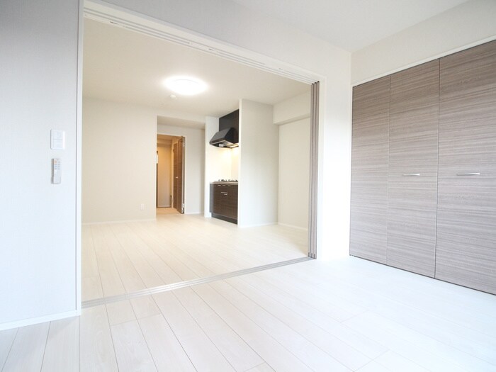 物件内観写真10　(居室)