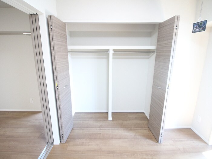物件内観写真11　(収納)
