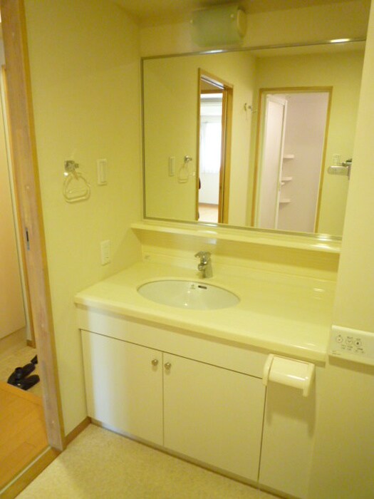物件内観写真11　(洗面)