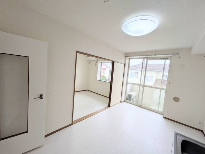 物件内観写真7　(居室)