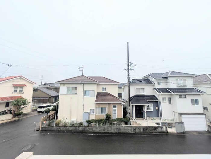 物件内観写真22　(室内からの展望)